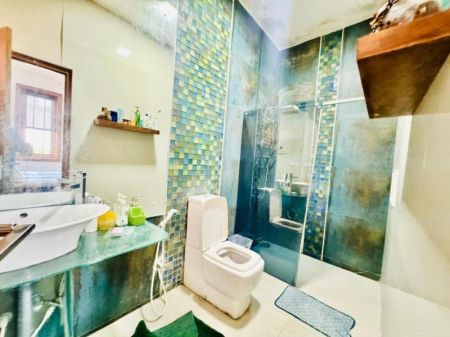 Bathroom - Colombo 03 luxury 05 Bedroom House for Sale Good Investment Property 