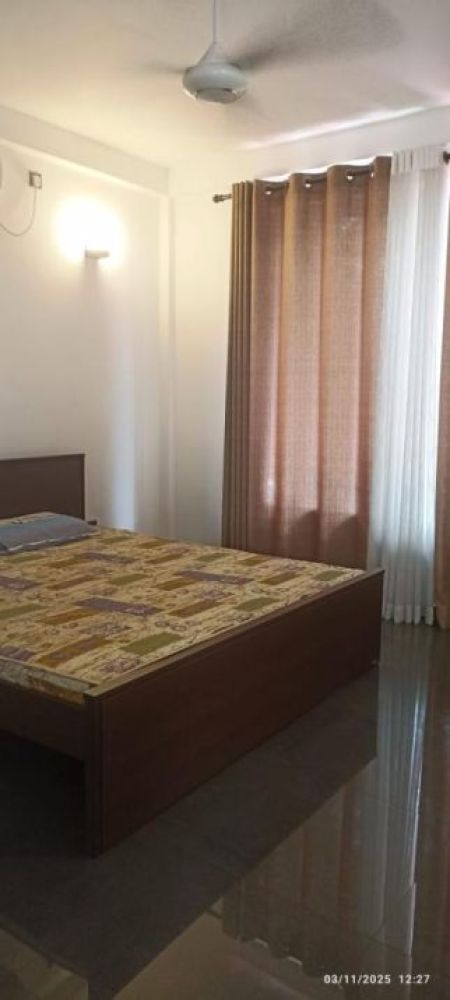 Bedroom - (SR1399) 5BR Eco Friendly Three Storey House for Rent in Thalawathugoda