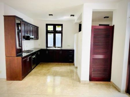 Kitchen - (SR1026) Luxury House for Rent in Pelawatta Battaramulla