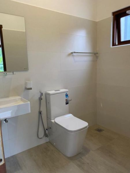 Bathroom - (MH459) Brand New Modern 2 Storey House for Sale in Athurugiriya