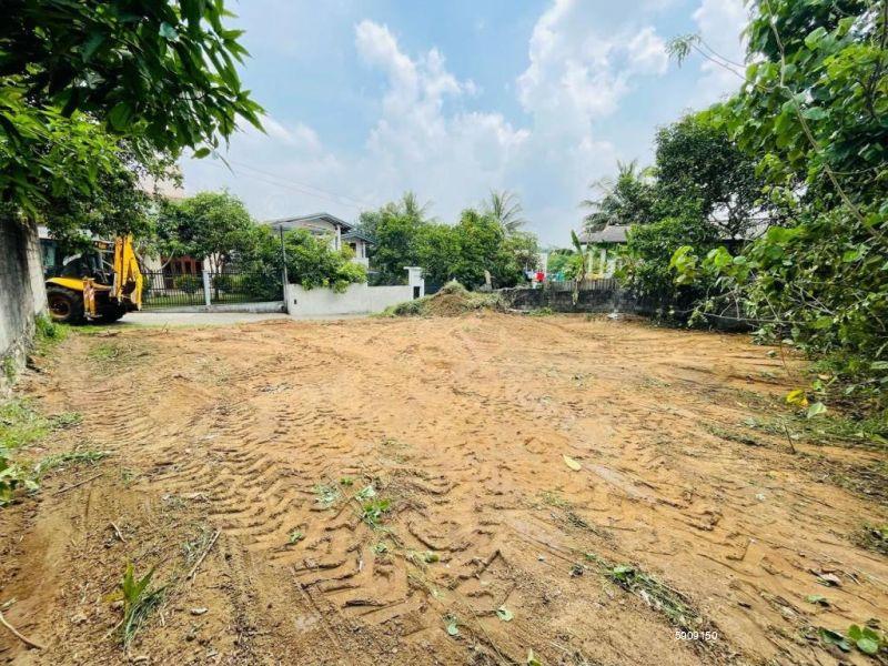 Bare Land for sale in Homagama