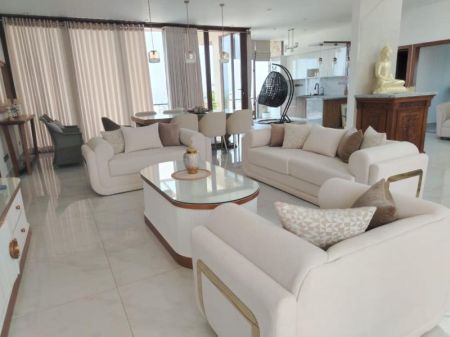 Living Room - Rental | Luxury 3bed - Seaview Apartment | Mount Lavinia