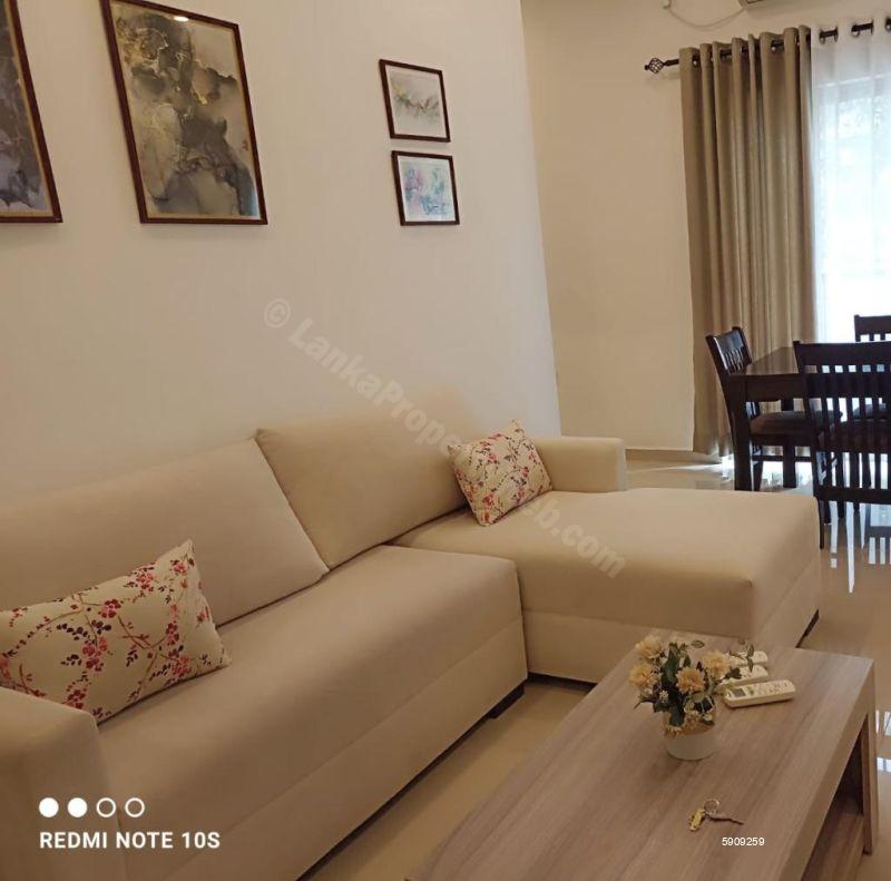 Living Room - Apartment for sale in Athurugiriya