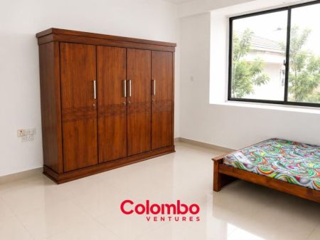 Bedroom - 11 Room 8,400 sqft Modern House Large Number of Occupants for RENT in Dehiwala bordering Mt Lavinia (HR-163)