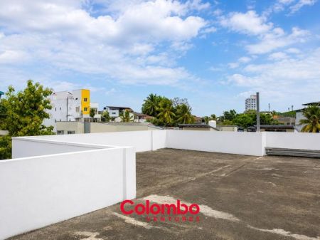 Exterior - 11 Room 8,400 sqft Modern House Large Number of Occupants for RENT in Dehiwala bordering Mt Lavinia (HR-163)