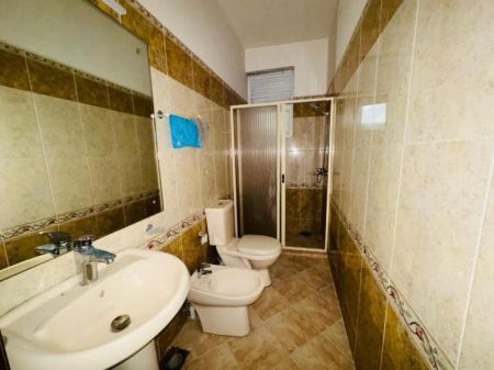 Bathroom - (DA1164) 3BR Apartment for Sale in Kollupitiya