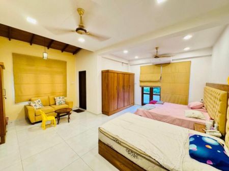 Bedroom - (P654) Elegant Three Storey House for Sale in Angoda Junction