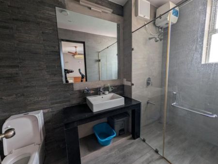 Bathroom - 6 Bedrooms Apartment for Rent in Colombo 4
