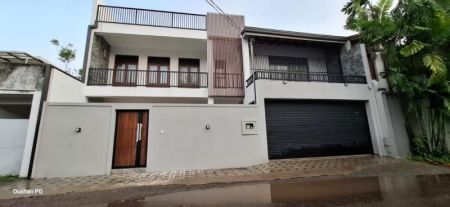 Exterior - Brand New Modern House for Sale in Thalawathugoda