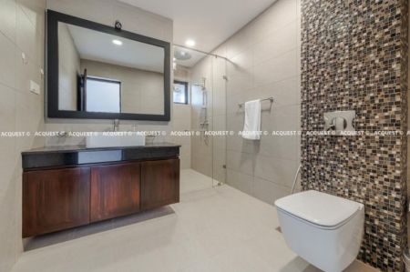 Bathroom - Apartment for Rent - Park Heights - Colombo 02 | LKR 500,000