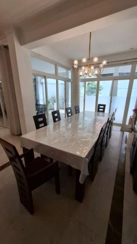 Dining room - Luxury Residence for Sale – Alexandra Place, Colombo 07 | LKR 750,000,000 (EM152RK)