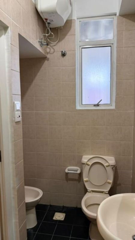 Bathroom - Apartment for rent or lease in Colombo 5 only for foreigners