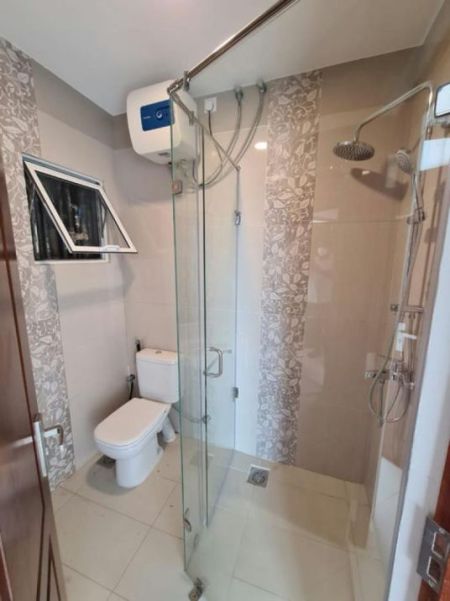 Bathroom -  Kings Garden - 03 Bedroom Unfurnished Apartment for Sale in Colombo 05 (A3628)
