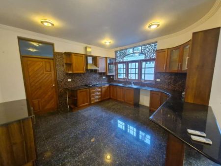 Kitchen - Nugegoda, Nawala Road house for Rent - EH412