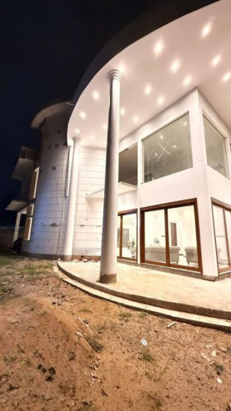 Exterior - 3-Storey House for Sale in Piliyandala Bokundara - EH413