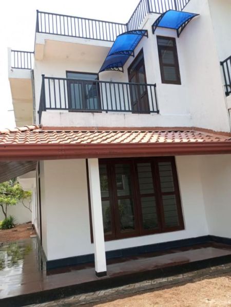 Exterior - 2 Story House For Sale in Piliyandala Kahapola - EH414