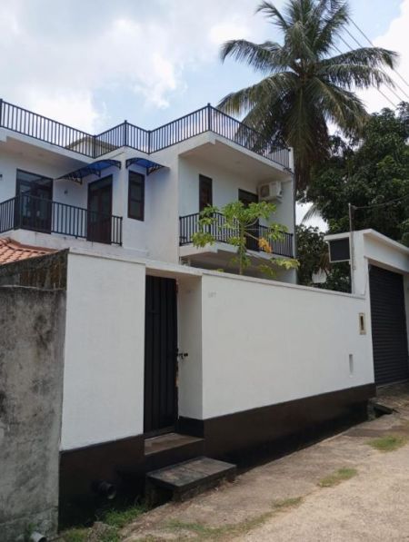Exterior - 2 Story House For Sale in Piliyandala Kahapola - EH414