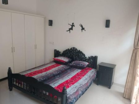 Bedroom - Ground Floor Furnished House For Rent in Pelawatta, Battaramulla - EH422