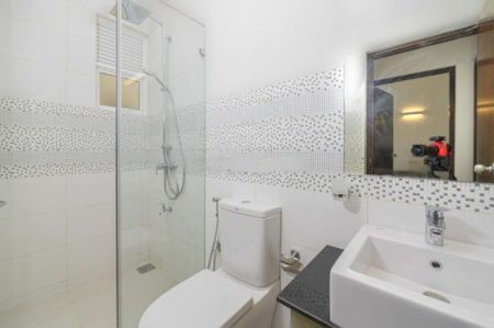 Bathroom - Prime Wrendale Semi-furnished Apartment for Sale - A42561