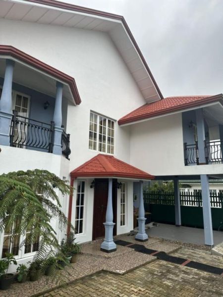 Exterior - 7 Bedroom Holiday Bungalow for Sale - Nuwara Eliya (Lake Front) | LKR 285,000,000 (EM702)