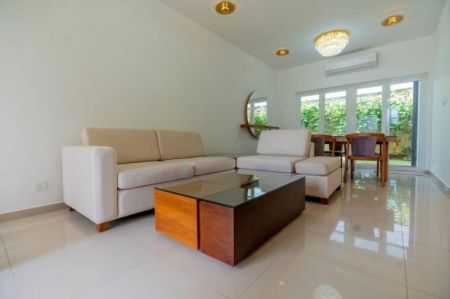 Living Room - Canterbury/Golf course view/4 Bedroom/Furnished/Apartment for rent in Piliyandala 