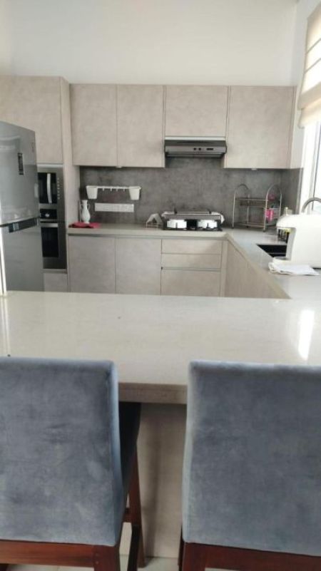 Kitchen - Private Apartment/Rajagiriya road facing/furnished/02beds/for rent in Rajagiriya.