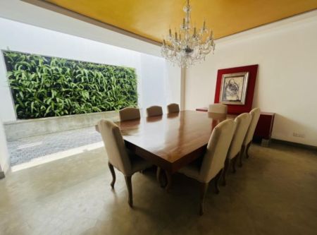 Dining room - Unique 3 Bed Villa with 3 parking Lots near Colombo City Center $2500 | Best Deals from Romesh MALCOLM | ZOOM REAL E