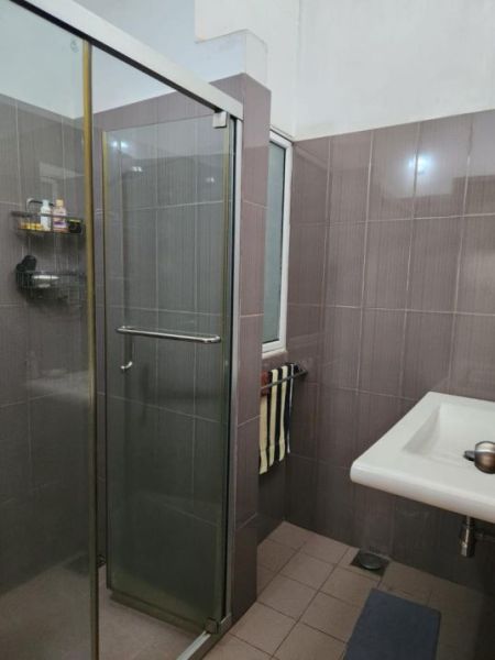 Bathroom - Elegant 2‑storey house in Kaduwela (Off Malabe-Kaduwela Road)