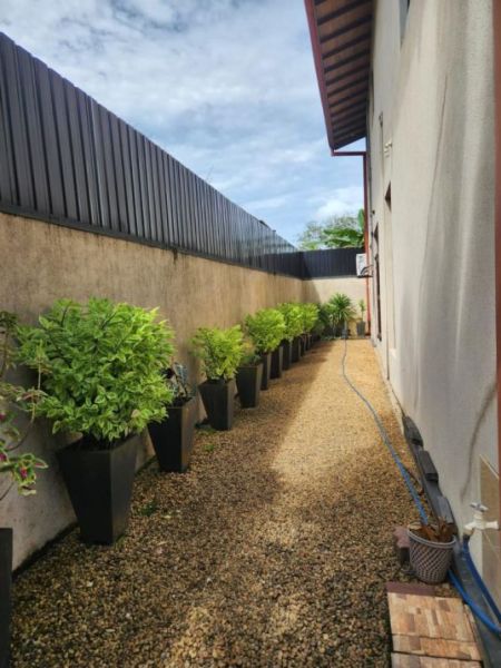 Exterior - Elegant 2‑storey house in Kaduwela (Off Malabe-Kaduwela Road)