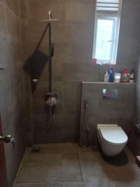 Bathroom - (KR782) Modern Two Storey House for Rent in Ja Ela Delathura