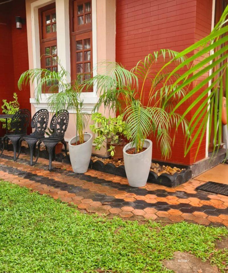 Exterior - House for rent in Ja Ela