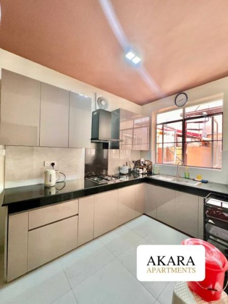 Kitchen - 15.5 Perches Furnished House for Sale - HL50623