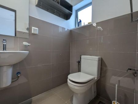 Bathroom - Elixia 3C'S - 3BR Apartment for Rent in Malabe - EA576