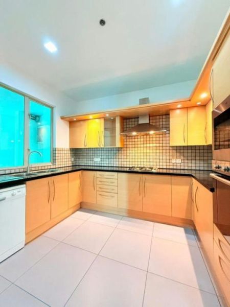 Kitchen - Iceland - 04 Bedroom Furnished Apartment for Rent in Colombo 03 (A5505)-RENTED