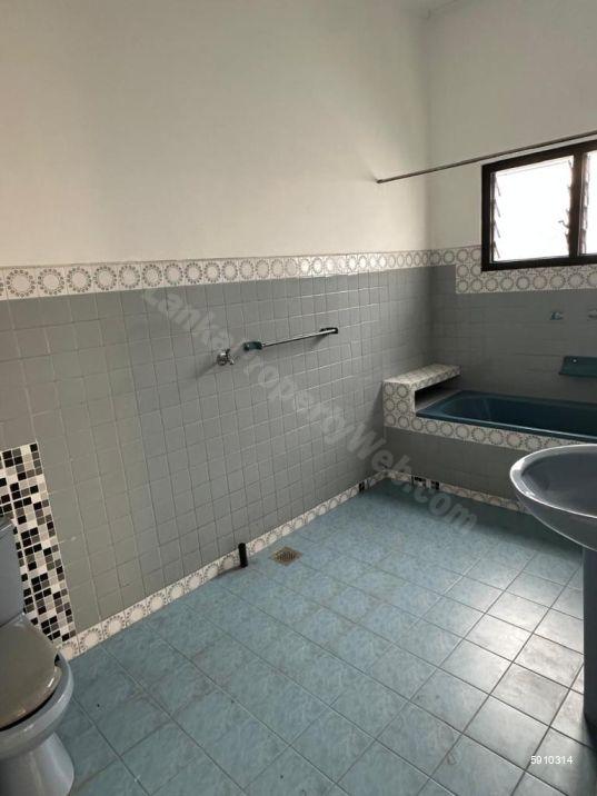 House for sale in Colombo 8