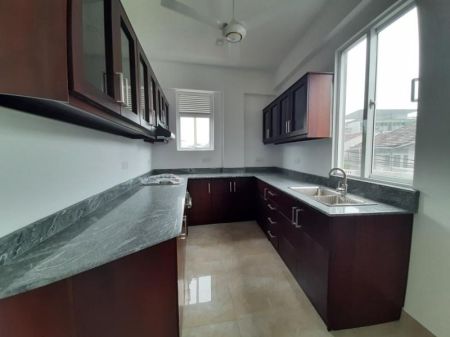 Kitchen - Legend Towers 3 bedrooms furnished  Colombo 7 - Rent 