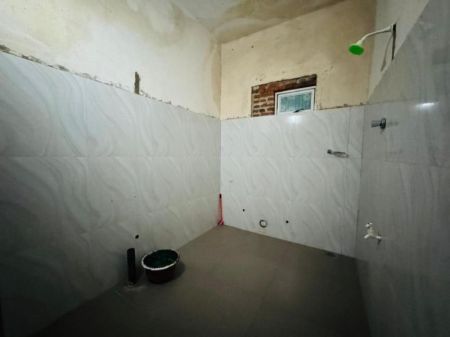 Bathroom - (RH495) Two Storey House for Sale in Kalutara