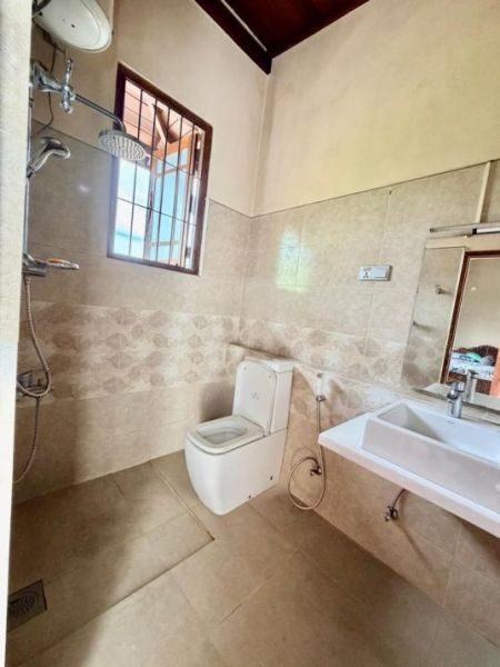 Bathroom - (DR1251) 6L Luxury 3 Storey House for Rent in Pannipitiya
