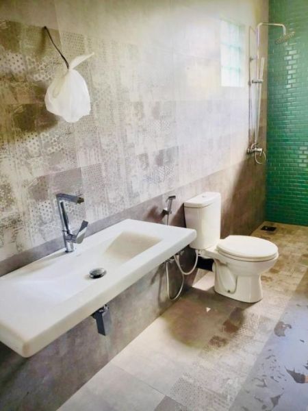 Bathroom - (HH265) Modern Three Storey House for Sale in Kelaniya