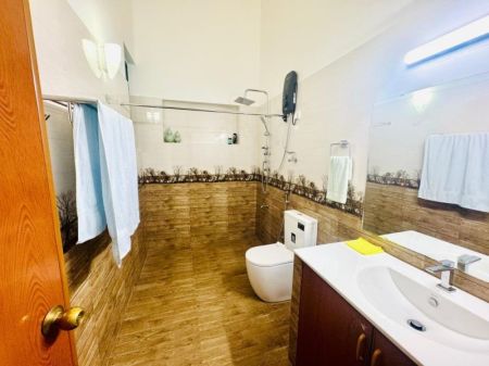 Bathroom - (PH394) Luxury House for Sale in Kohuwala
