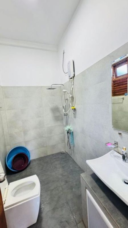 Bathroom - (PH801) Elegant Two Storey House for Sale in Piliyandala