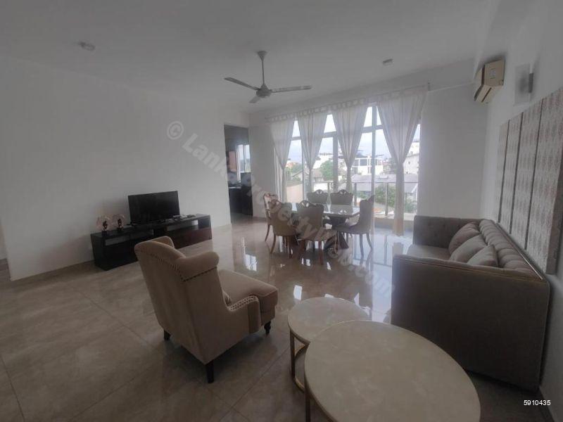 Living Room - Apartment for rent in Colombo 7