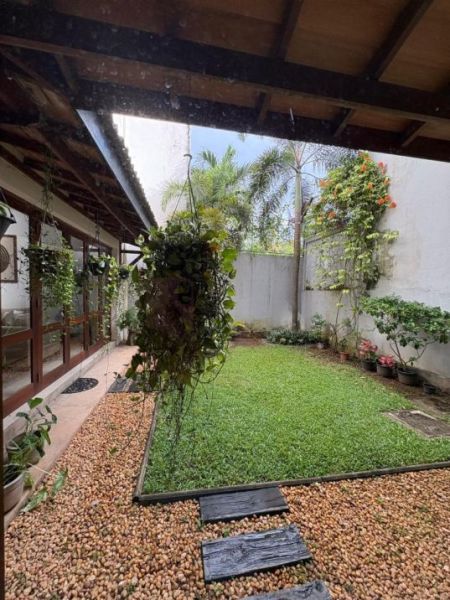 Exterior - Luxury Three storey 5 Bedroom House for Sale in Colombo 6