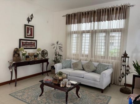 Living Room - Luxury Three storey 5 Bedroom House for Sale in Colombo 6