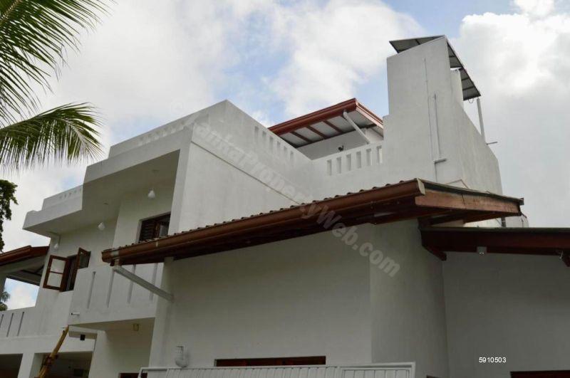House for rent in Attidiya