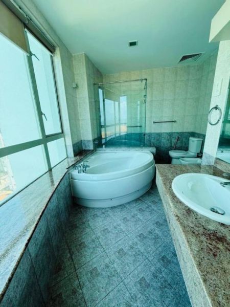 Bathroom - Iceland Residencies – Apartment for Rent