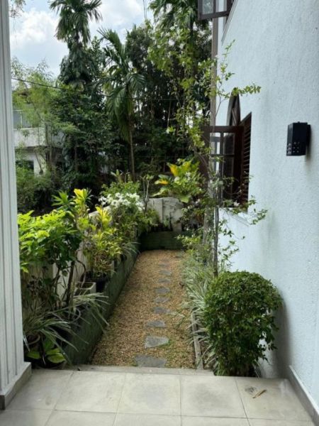 Exterior - 4 Bedroom Architect-Designed Luxury House for Sale - Etul Kotte | LKR 62,000,000 (EM710)