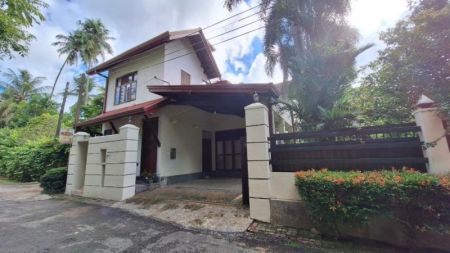 Exterior - Modern 5 Bedroom House for Rent at Thalawathugoda | LKR 295,000 / Month (EM003MK)