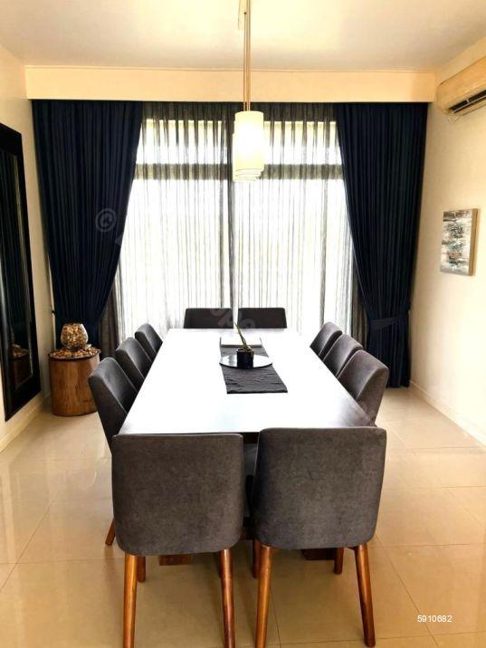 Dining room - Apartment for sale in Colombo 5