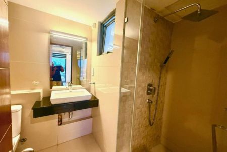 Bathroom - 3 Bedroom Apartment For Rent in Grandsburg, Colombo 7 | Furnished | EK-1462